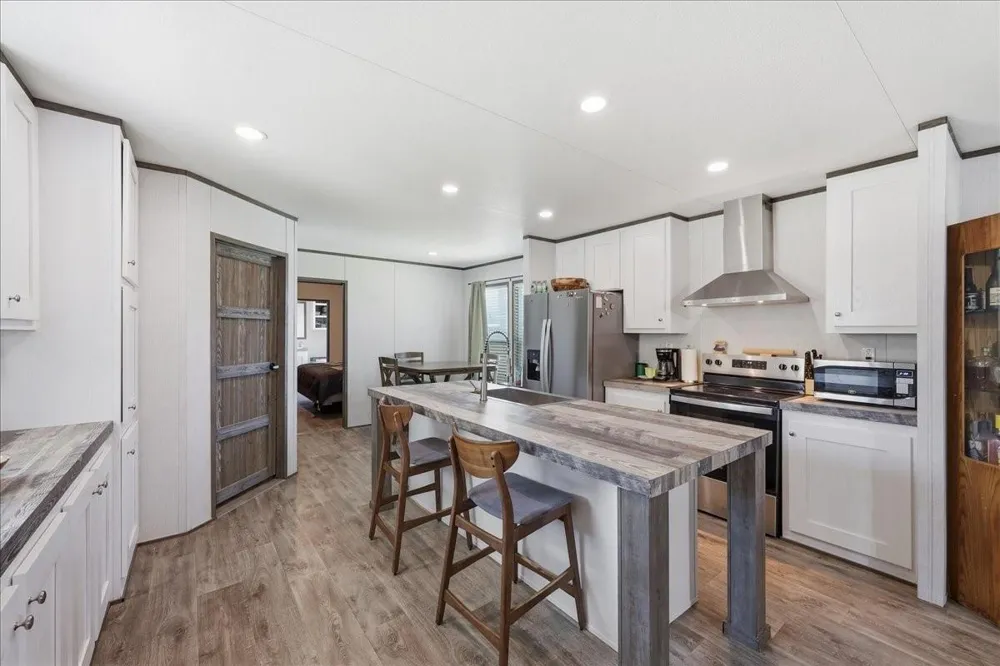 8739 Ash Street Lumberton, TX 77657