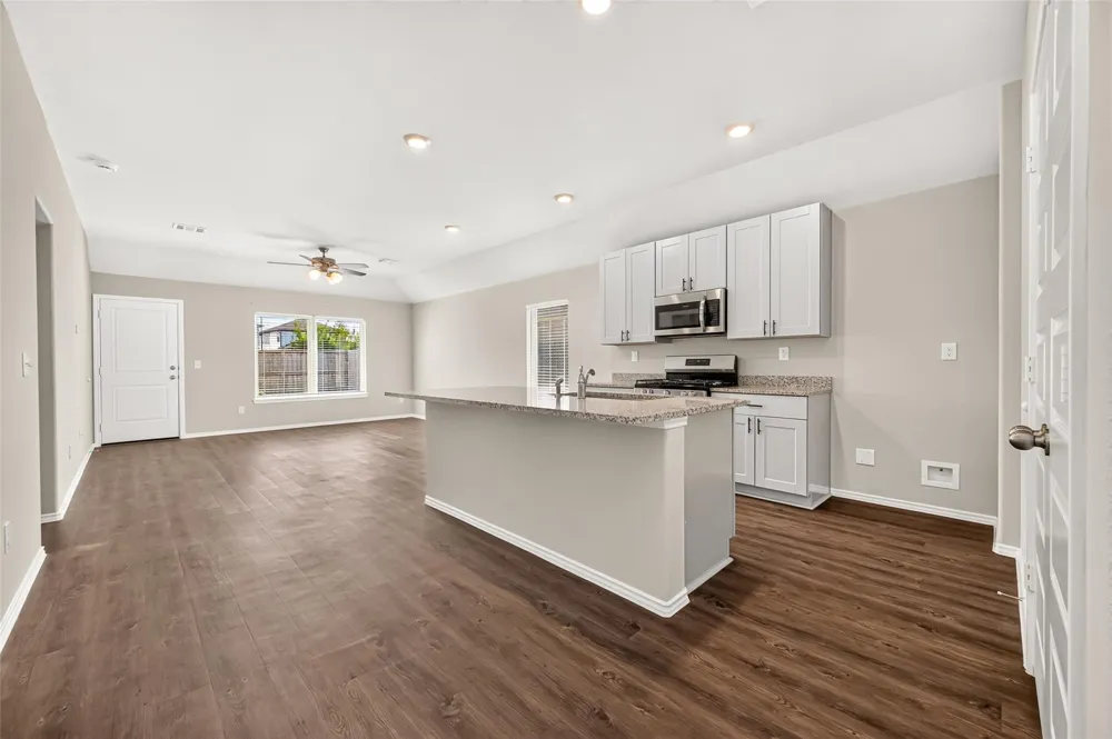 25431 Blue Mistflower Drive Montgomery, TX 77316