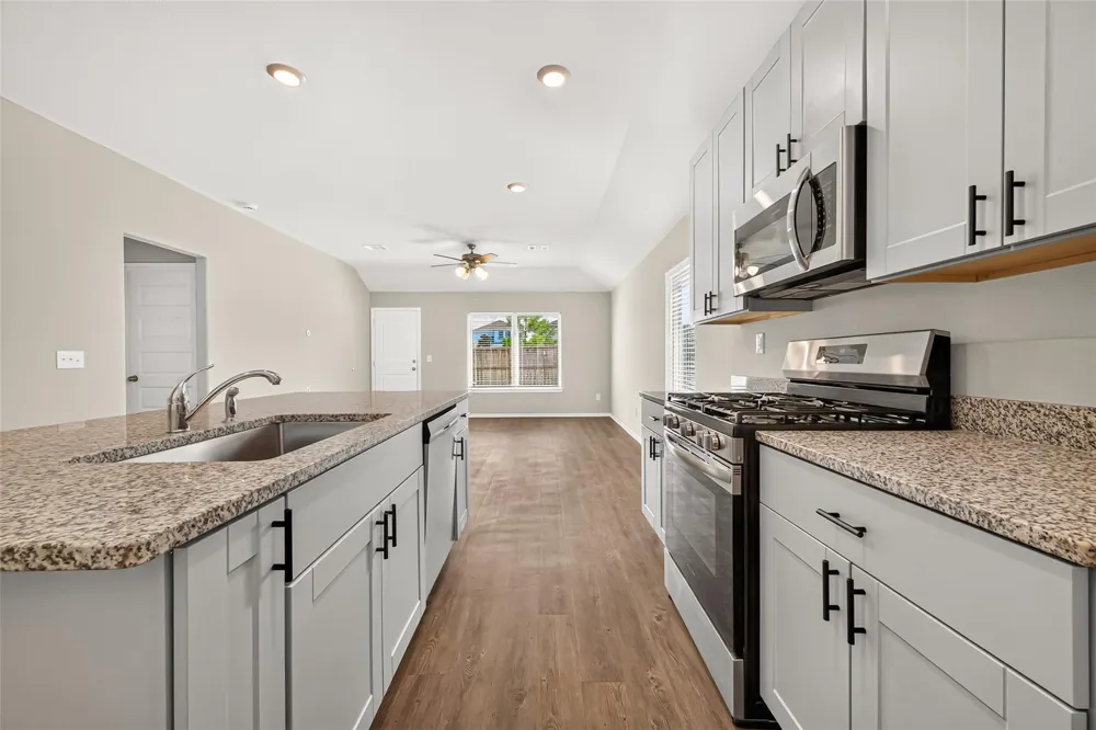 25431 Blue Mistflower Drive Montgomery, TX 77316