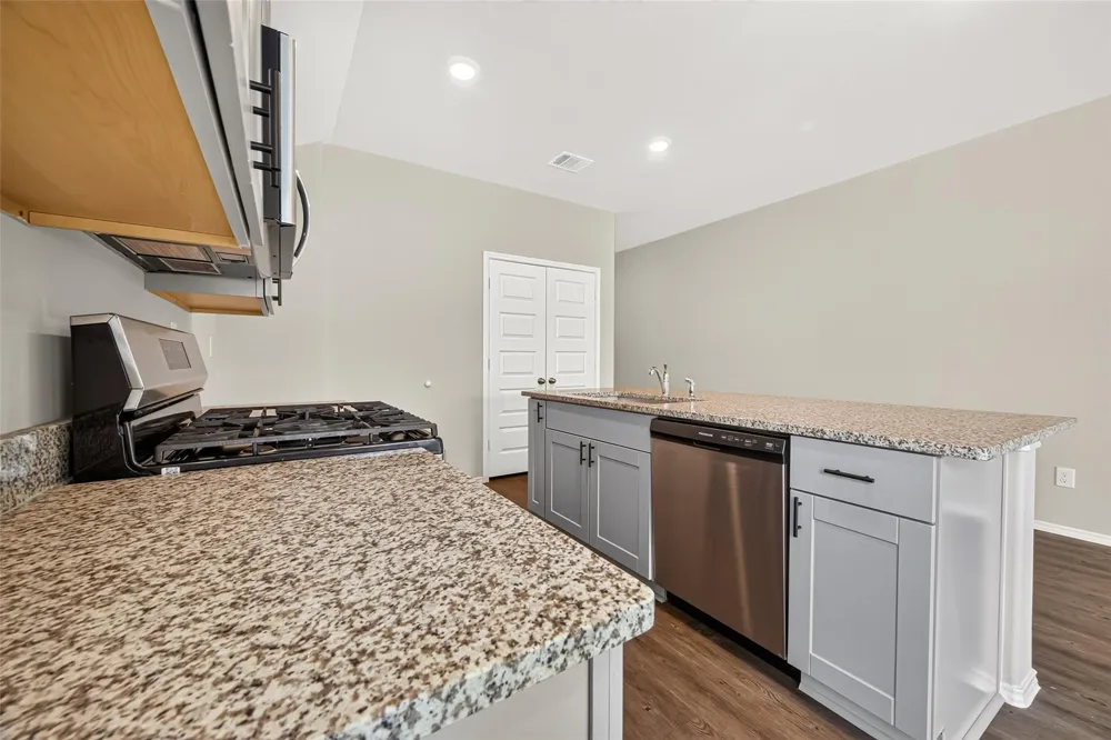25431 Blue Mistflower Drive Montgomery, TX 77316