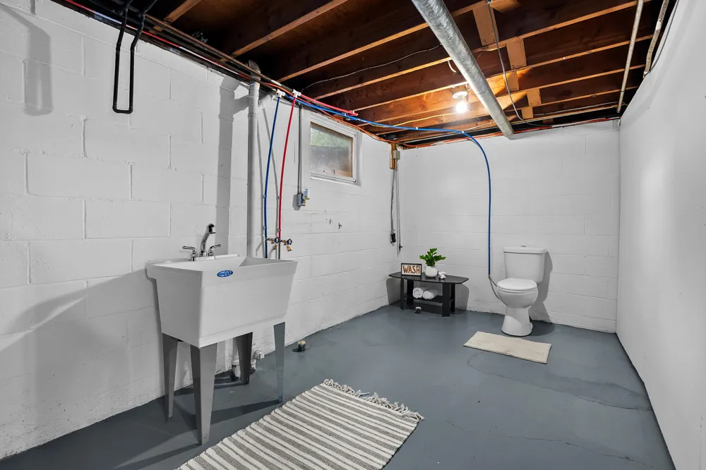 235 Connecticut Drive Portage City, MI 49024