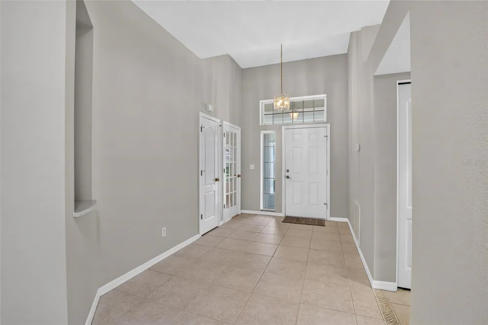 1213 CORINTH GREENS DRIVE #52 Sun City Center, FL 33573