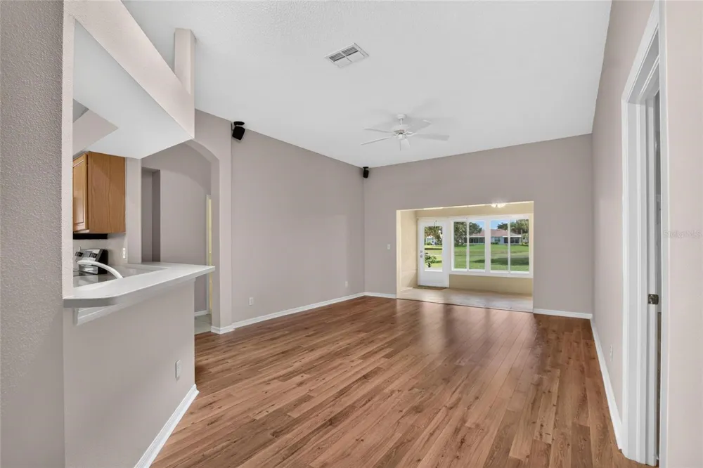 1213 CORINTH GREENS DRIVE #52 Sun City Center, FL 33573