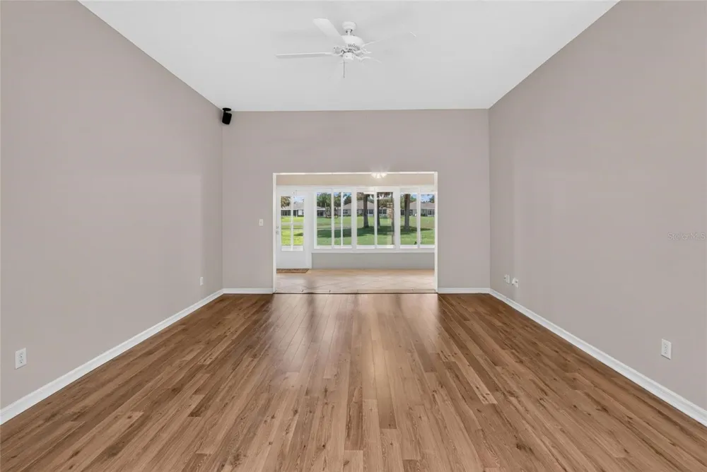1213 CORINTH GREENS DRIVE #52 Sun City Center, FL 33573