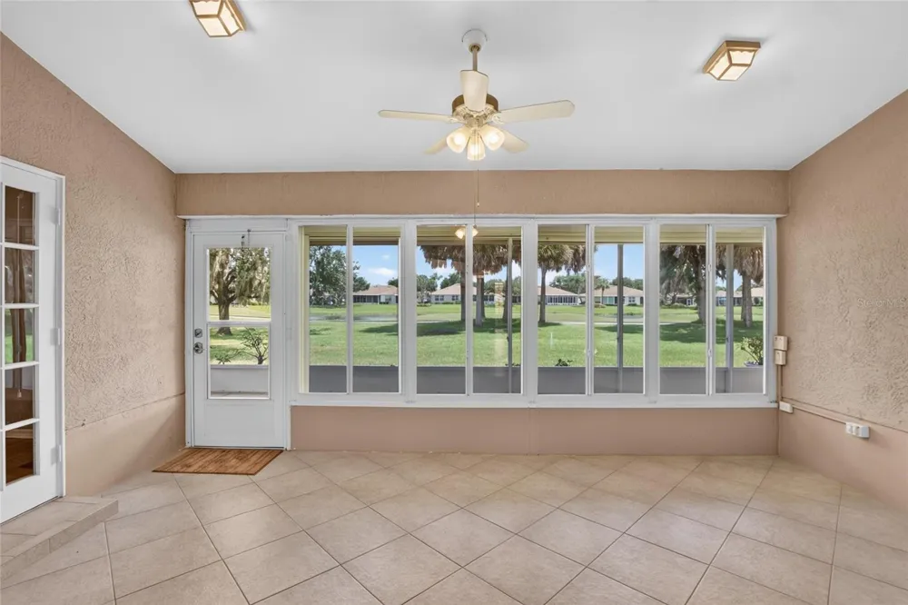 1213 CORINTH GREENS DRIVE #52 Sun City Center, FL 33573