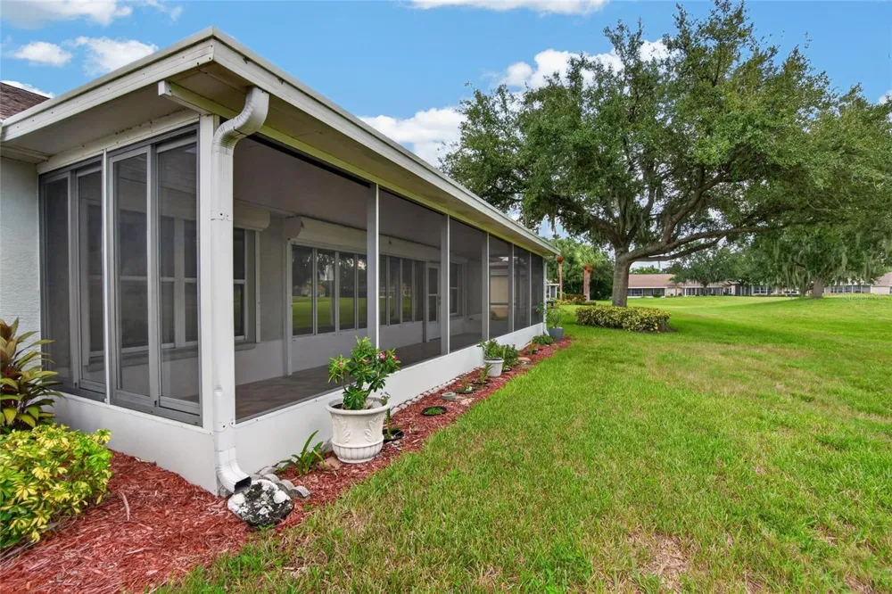 1213 CORINTH GREENS DRIVE #52 Sun City Center, FL 33573