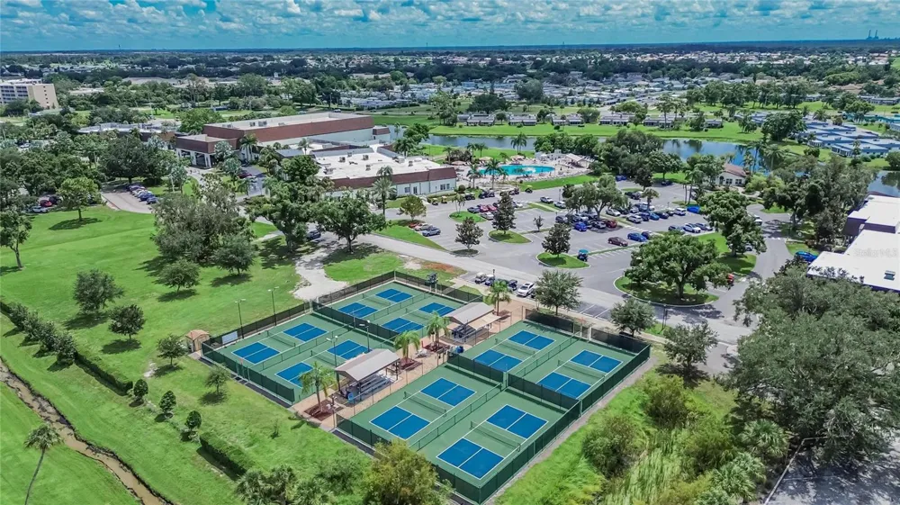 1213 CORINTH GREENS DRIVE #52 Sun City Center, FL 33573