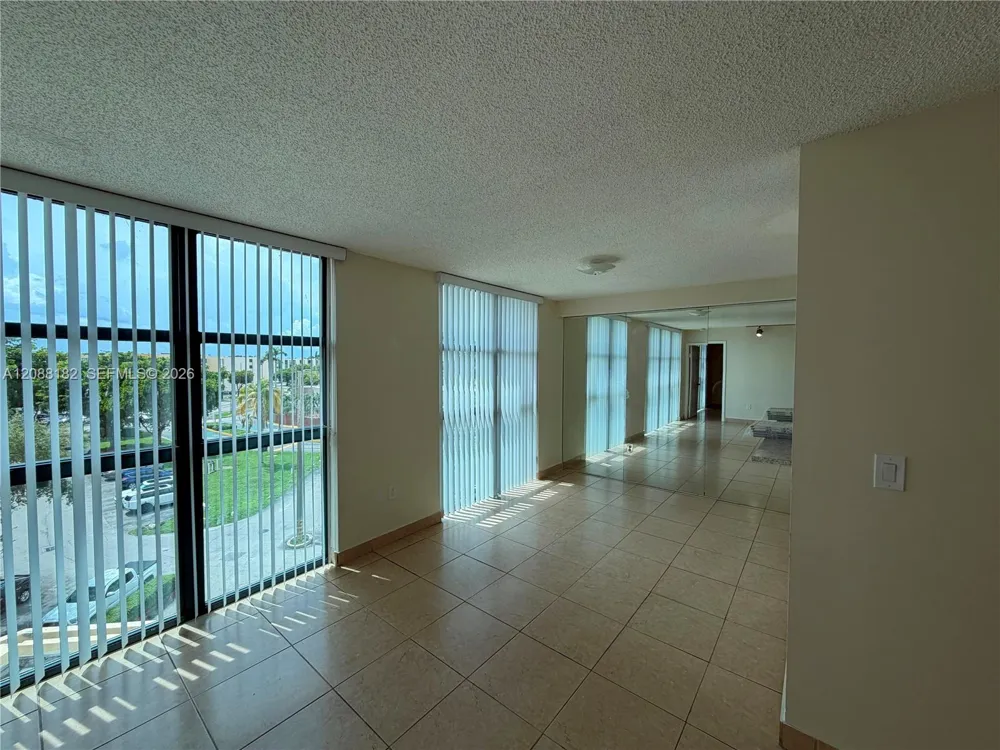 11780 SW 18th St #501-2 Miami, FL 33175