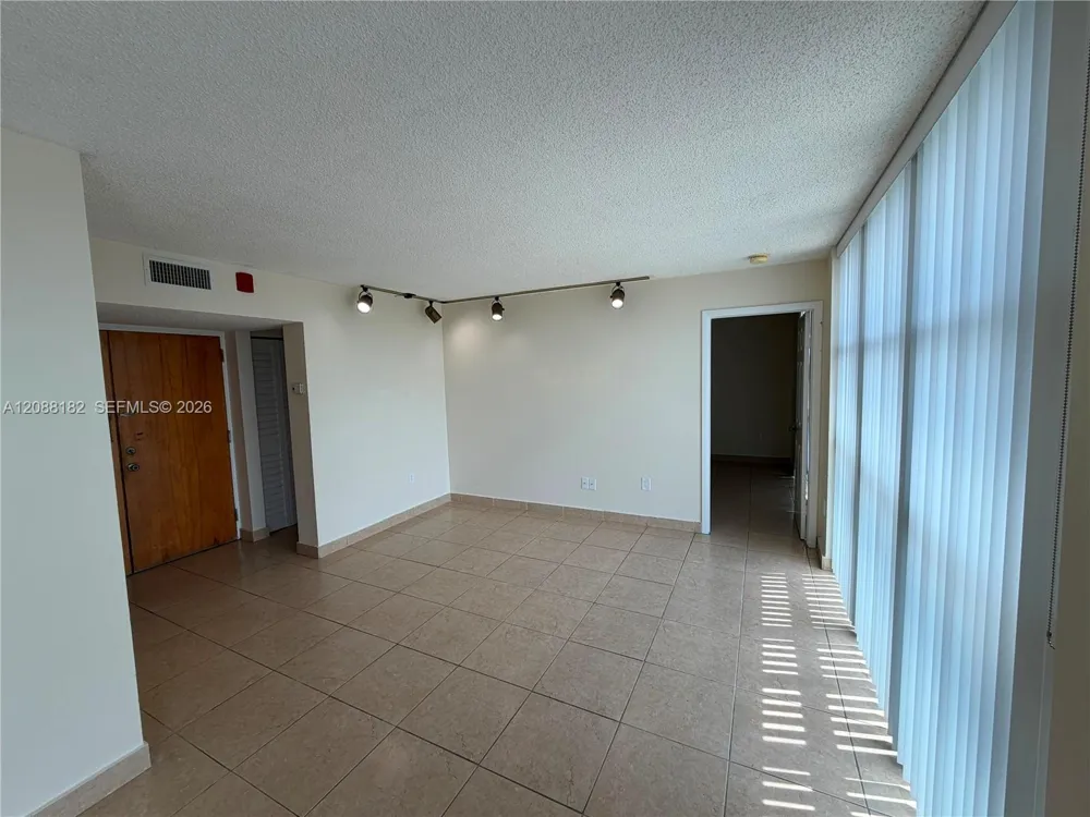 11780 SW 18th St #501-2 Miami, FL 33175