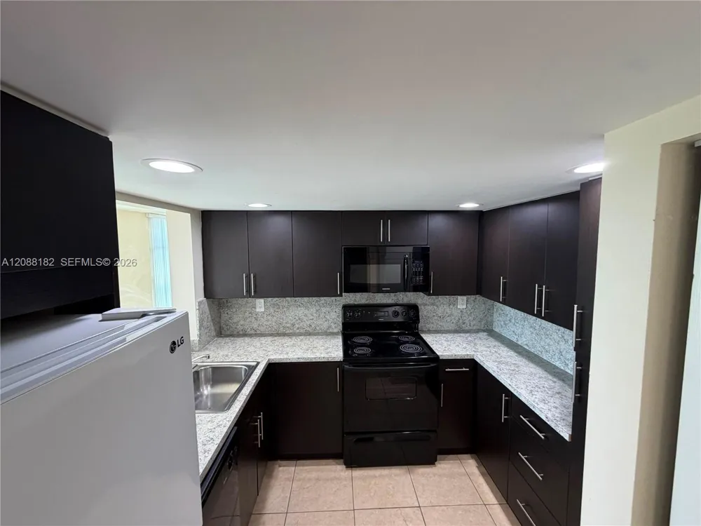 11780 SW 18th St #501-2 Miami, FL 33175