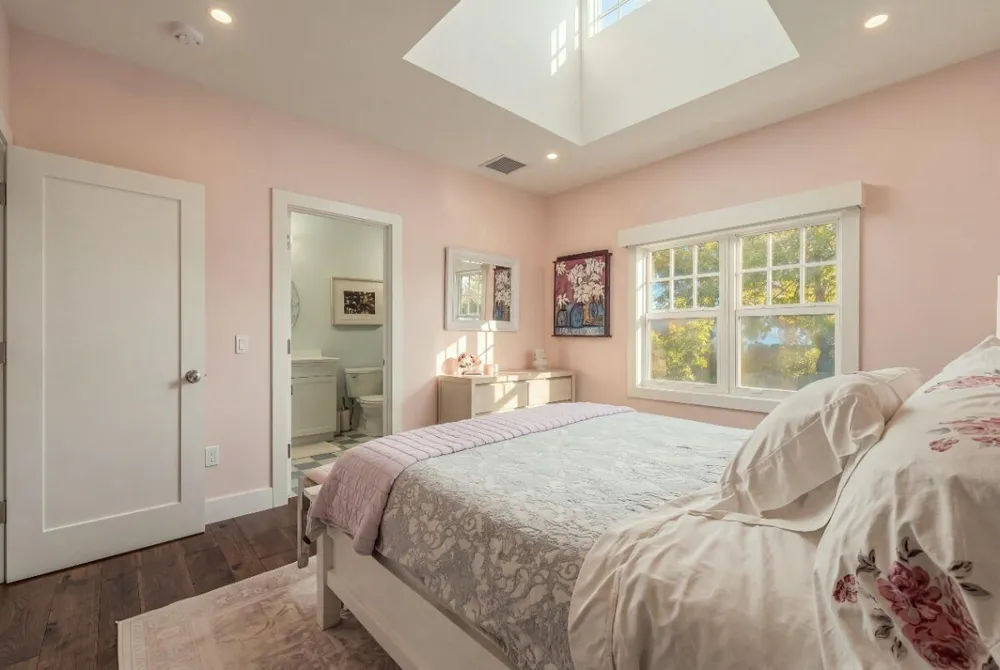 108 Swinton Avenue Delray Beach, FL 33444