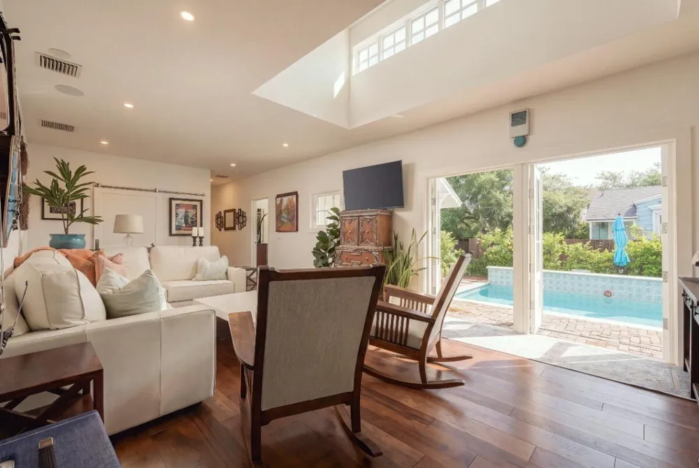 108 Swinton Avenue Delray Beach, FL 33444