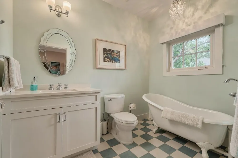 108 Swinton Avenue Delray Beach, FL 33444