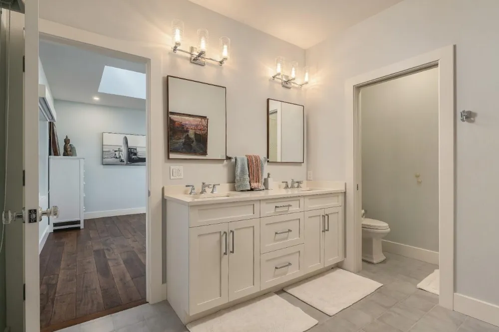 108 Swinton Avenue Delray Beach, FL 33444