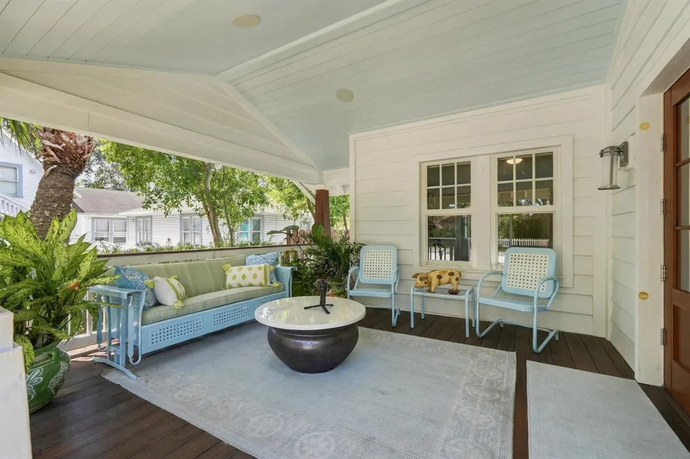 108 Swinton Avenue Delray Beach, FL 33444