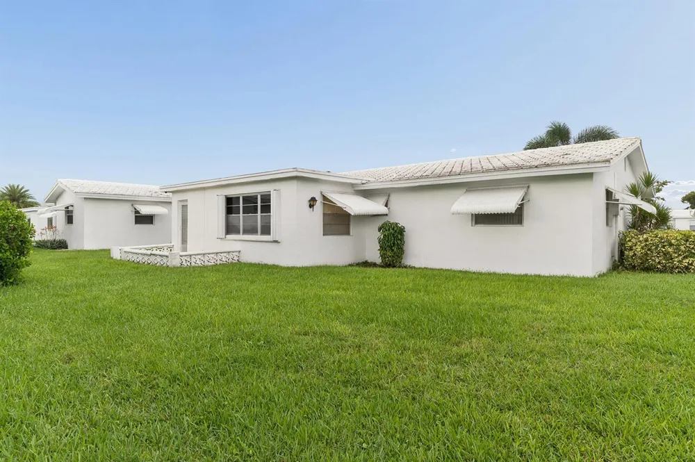 507 SW 18TH STREET Boynton Beach, FL 33426