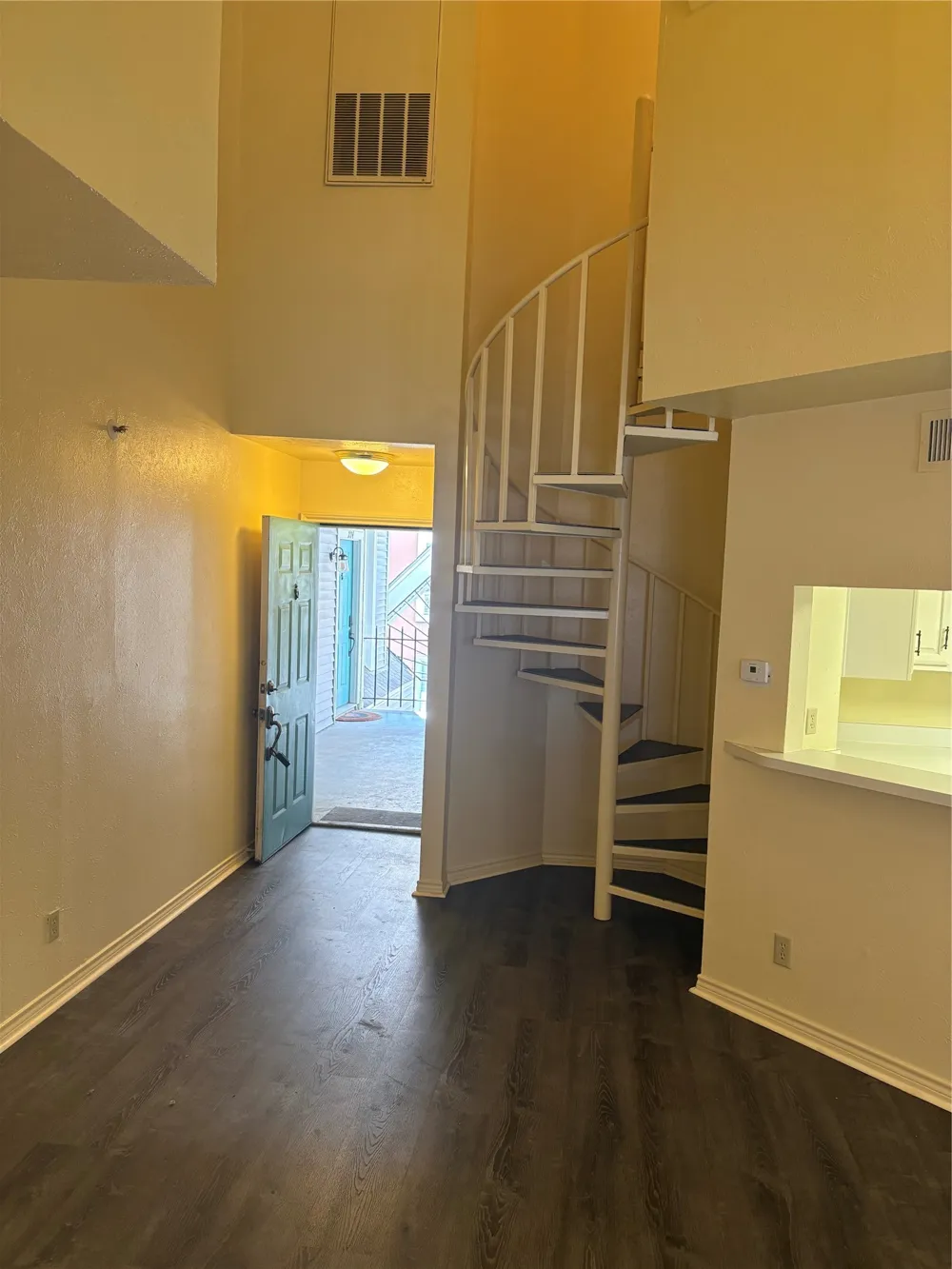 1010 Allen Street Dallas, TX 75204