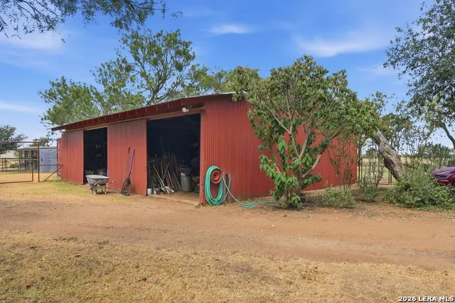 3033 St Hwy 132 N Natalia, TX 78059