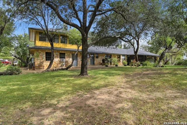 3033 St Hwy 132 N Natalia, TX 78059