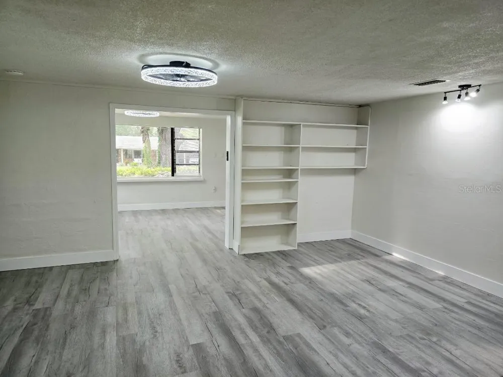 234 E LADY LAKE BOULEVARD Lady Lake, FL 32159