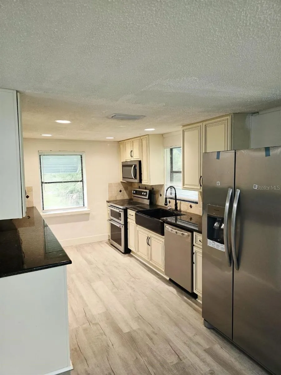 234 E LADY LAKE BOULEVARD Lady Lake, FL 32159