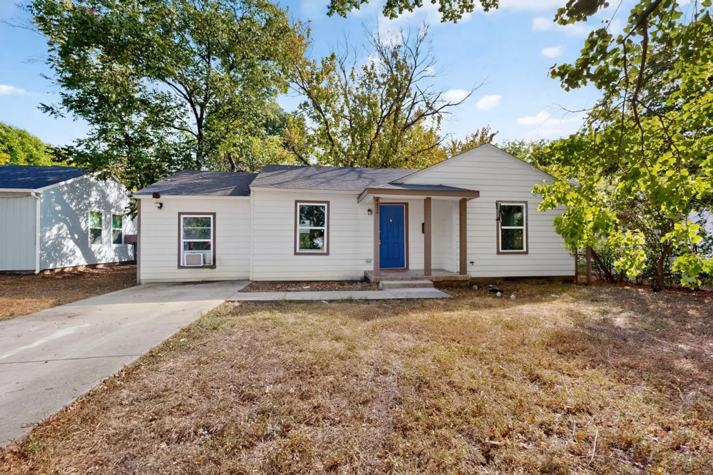 4424 Tacoma Street Dallas, TX 75216