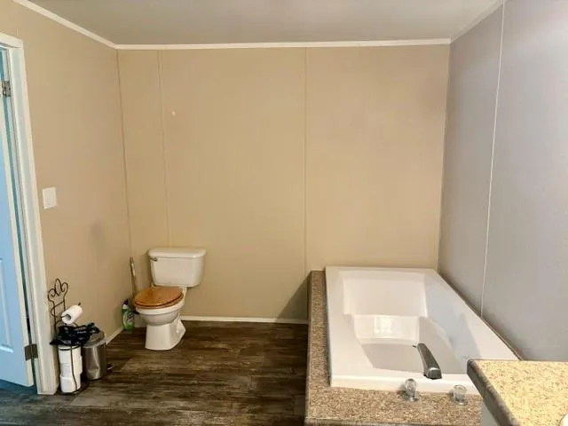 100 Jenette Road Shepherd, TX 77371