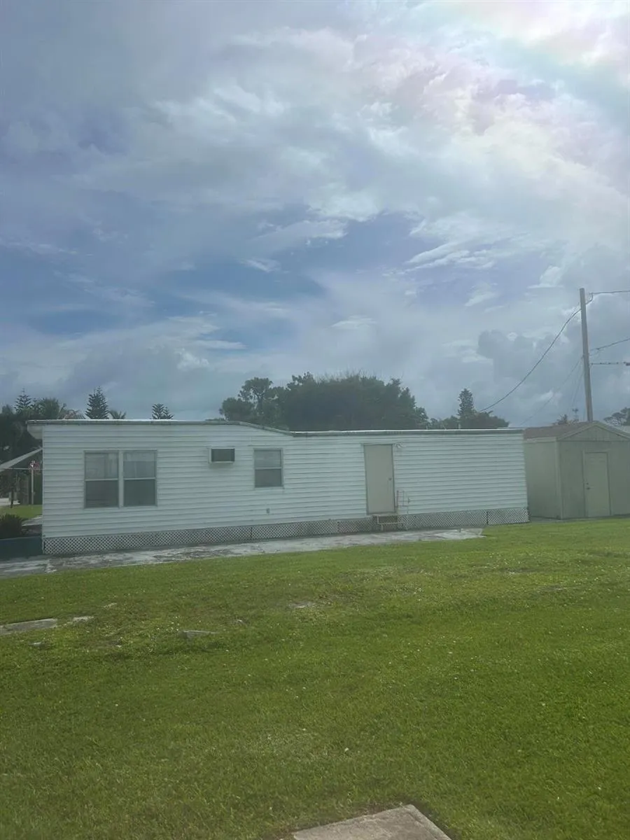 5400 SE Jack Avenue #K3 Stuart, FL 34997