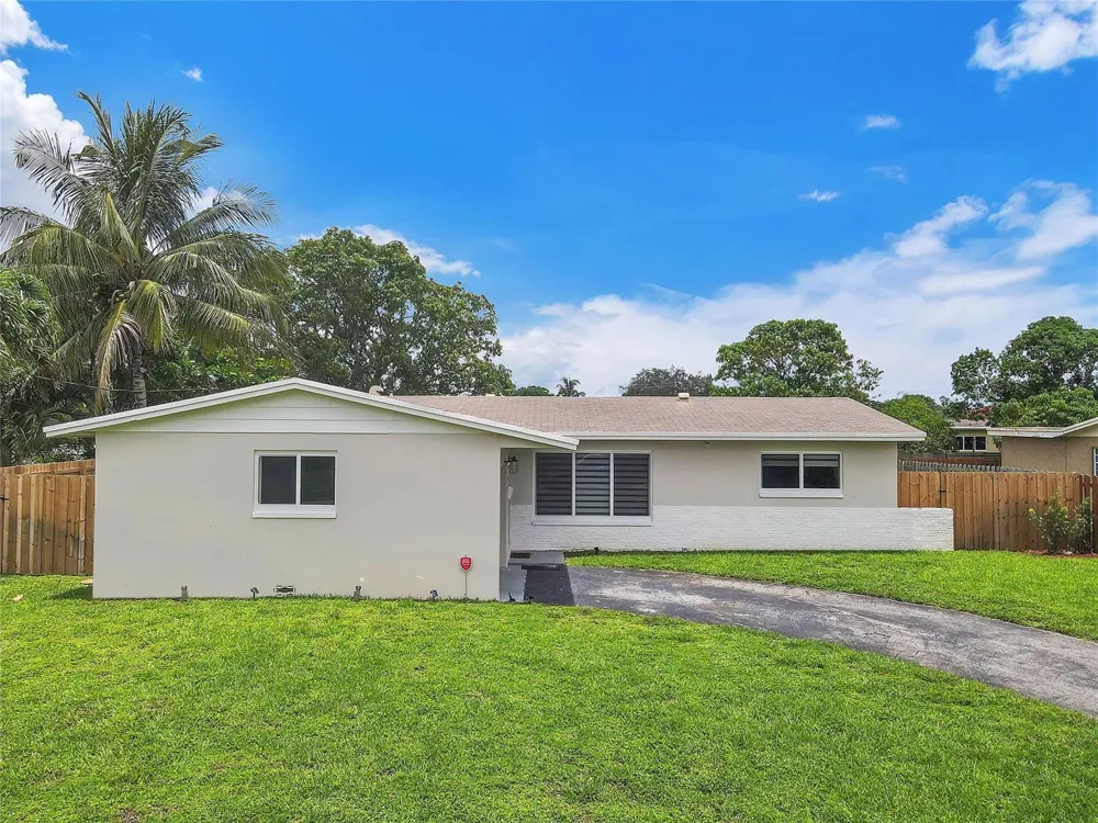 4861 NW 6TH COURT Plantation, FL 33317