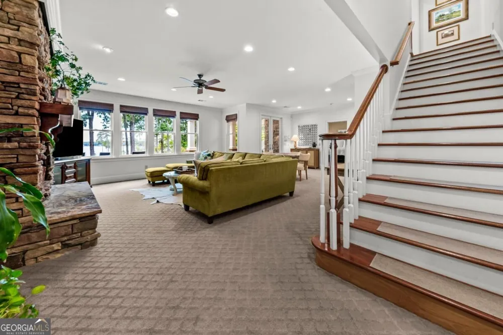 1041 Ruths WAY Greensboro, GA 30642