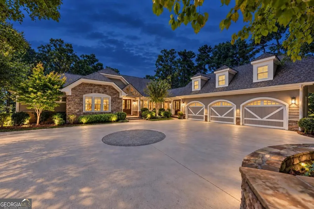 1041 Ruths WAY Greensboro, GA 30642