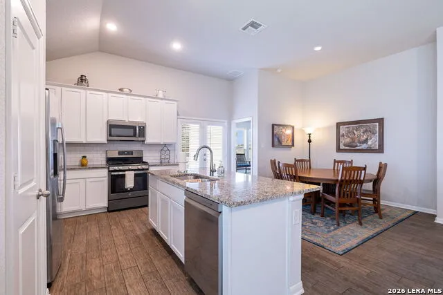 7016 Oldham Clf Schertz, TX 78108