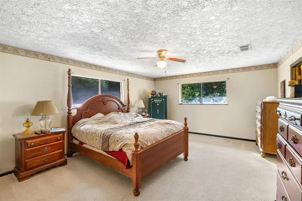 5209 Bucksnort Road Franklin, TX 77856