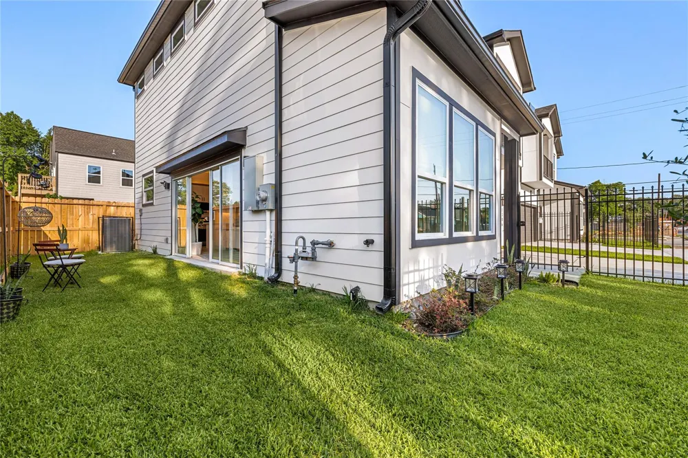 1306 Grove Street Houston, TX 77020
