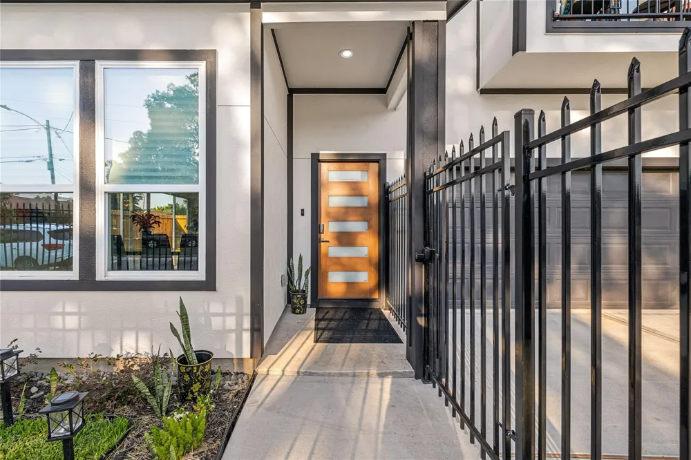 1306 Grove Street Houston, TX 77020