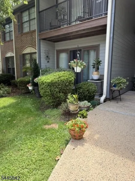 131 Irving Pl Bernards, NJ 07920