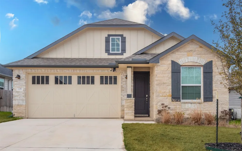 228 Citation Drive Jarrell, TX 76537