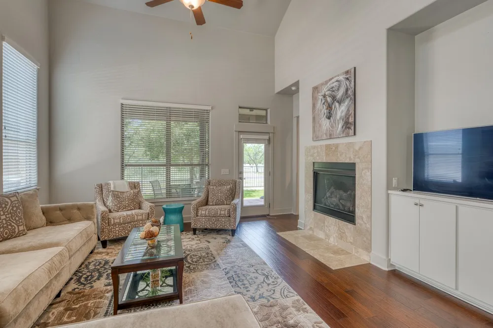 116 Tuscan Drive Horseshoe Bay, TX 78657