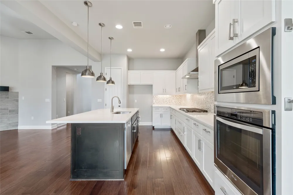 5009 Mandevilla Drive Austin, TX 78739