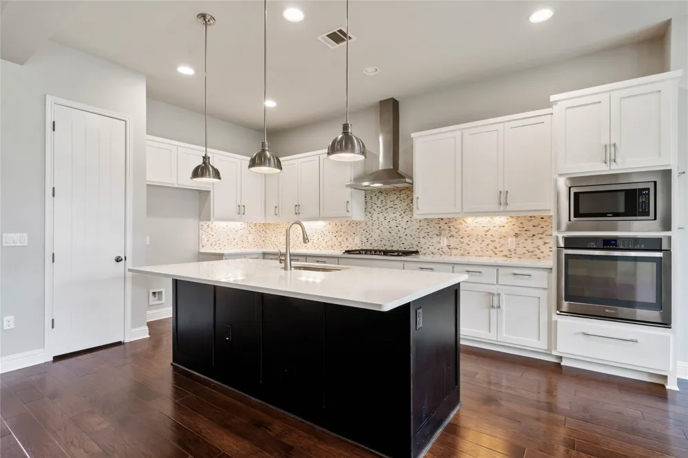 5009 Mandevilla Drive Austin, TX 78739