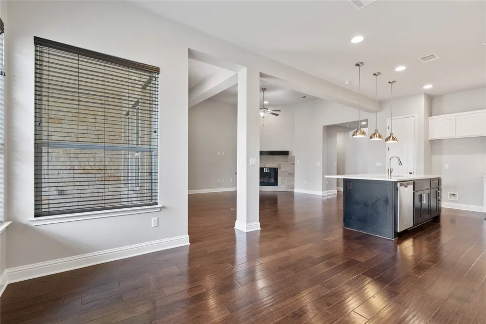 5009 Mandevilla Drive Austin, TX 78739