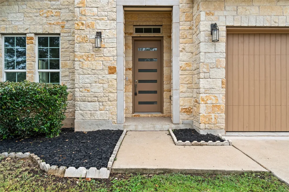 5009 Mandevilla Drive Austin, TX 78739