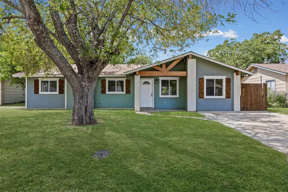 1531 Lahn Rd Road New Braunfels, TX 78130