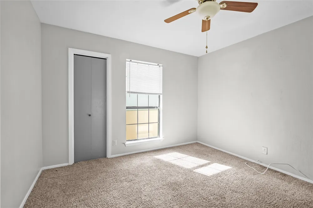 6718 Silvermine Drive #302 Austin, TX 78736