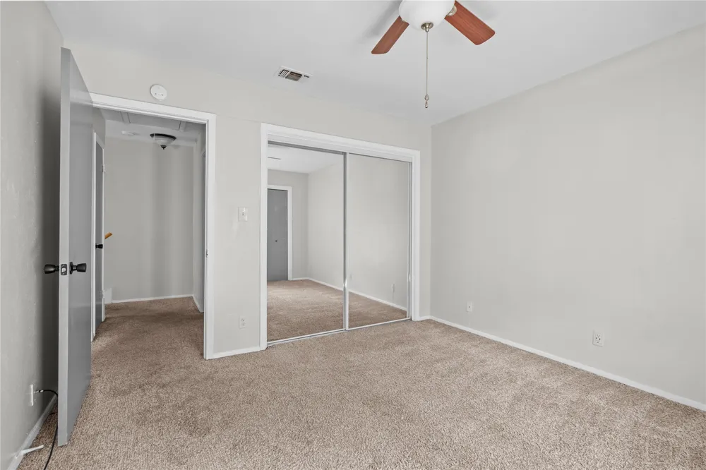 6718 Silvermine Drive #302 Austin, TX 78736
