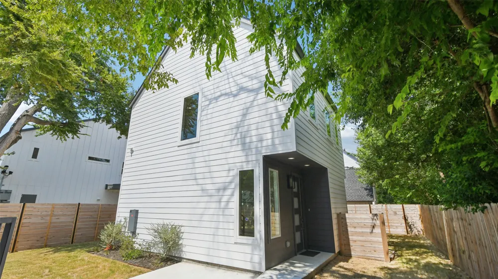 9104 Georgian Drive Austin, TX 78753