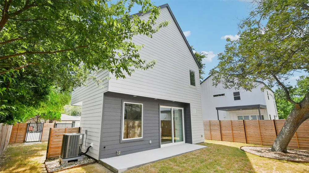 9104 Georgian Drive Austin, TX 78753