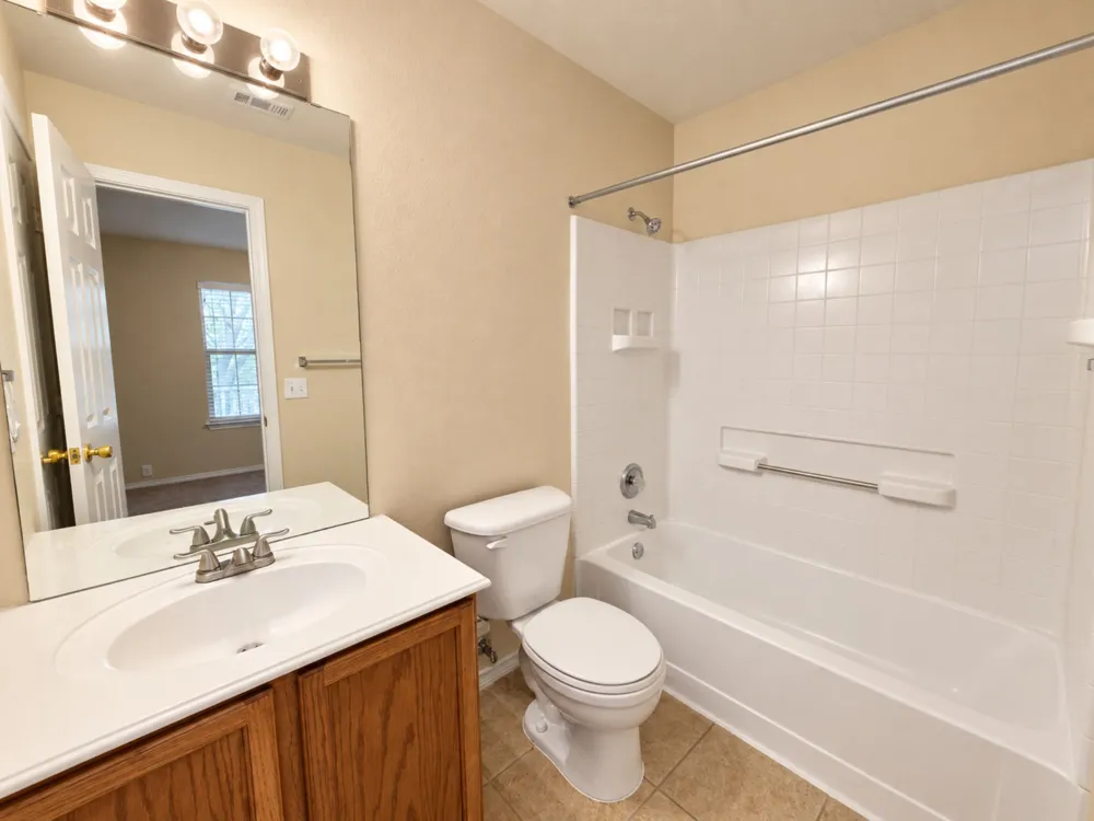 5679 Fergus Road #B Kyle, TX 78640