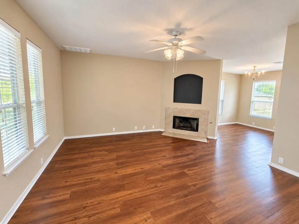 5679 Fergus Road #B Kyle, TX 78640