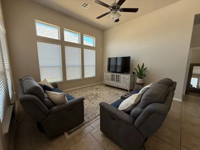 637 Palmilla Street Leander, TX 78641